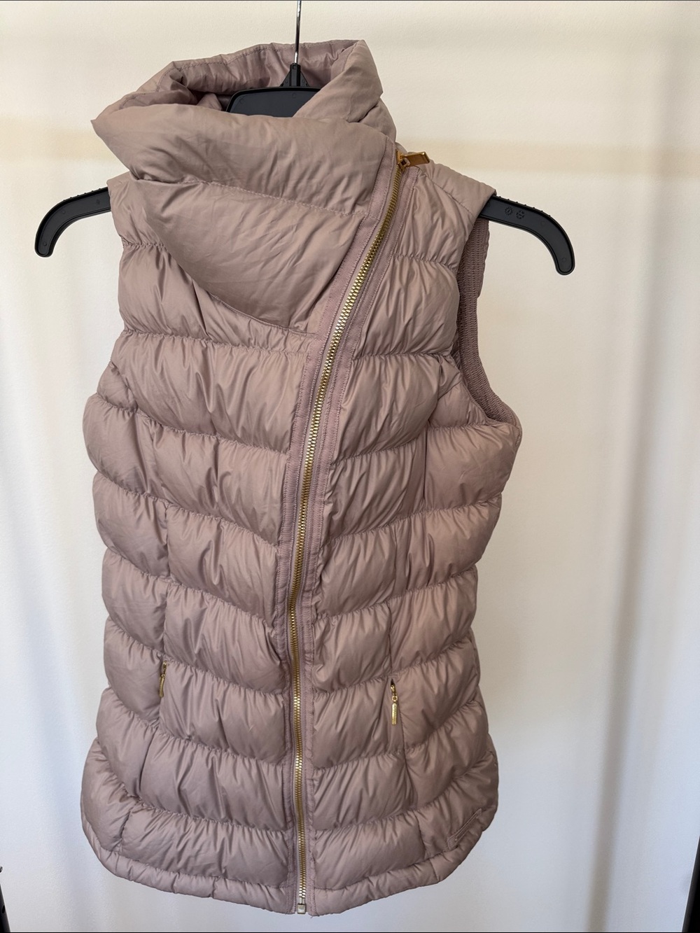 Athleta Women's down Lightweight Puffer Jacket - Blush Pink, XS